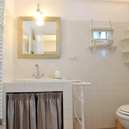 Sleeps 10 Pool Wifi Cisternino