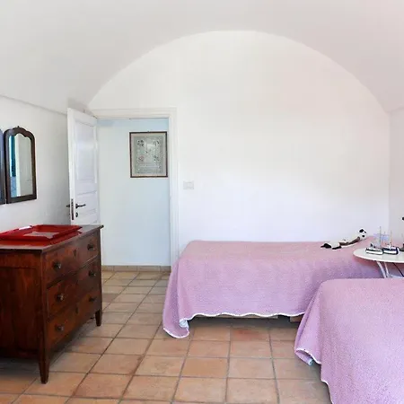Villa Sleeps 10 Pool Wifi Cisternino
