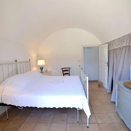 Villa Sleeps 10 Pool Wifi Cisternino